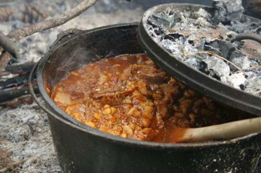 chili-campfire-bake